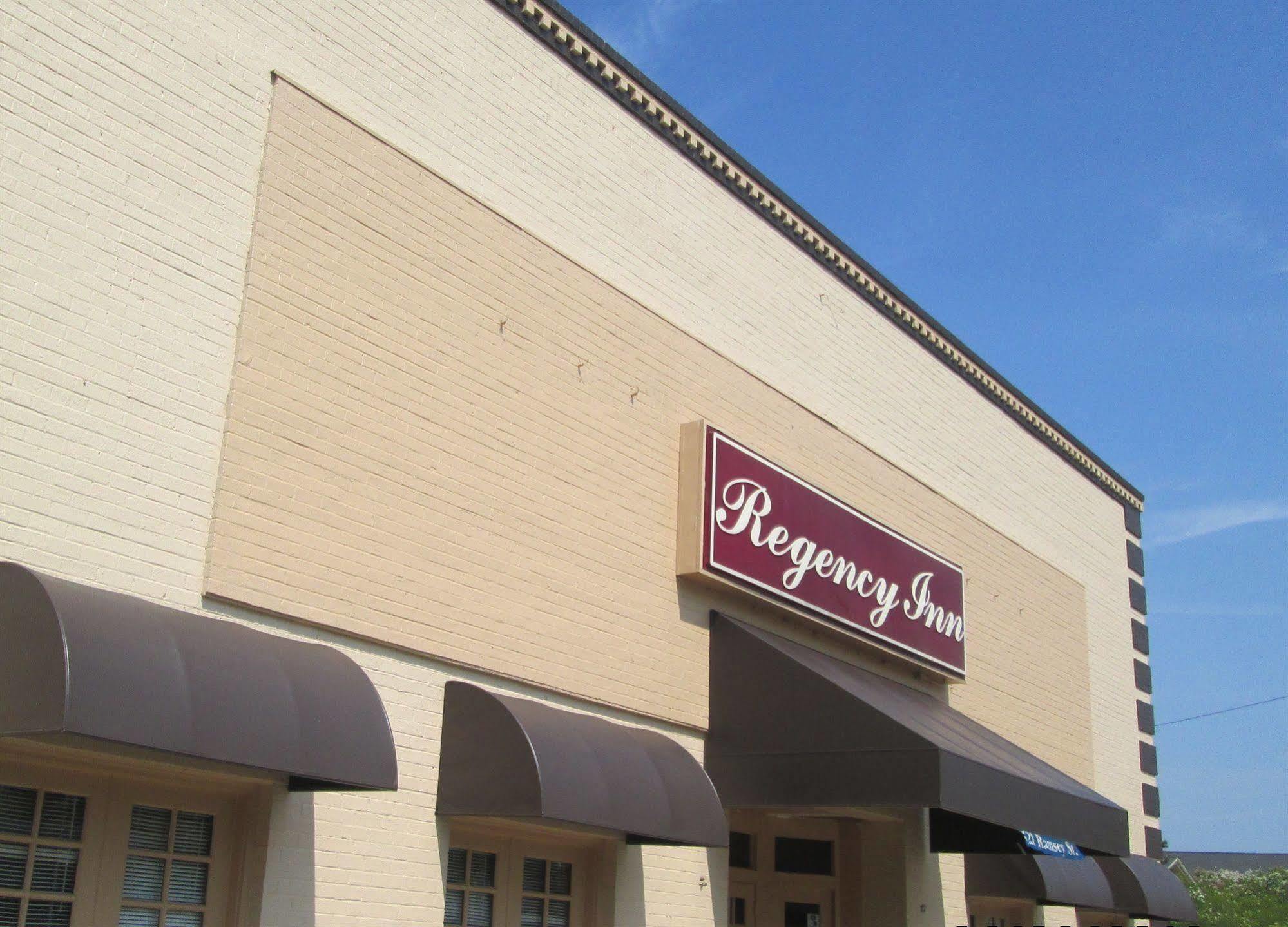 Regency Inn Fayetteville/Fort Bragg Bagian luar foto